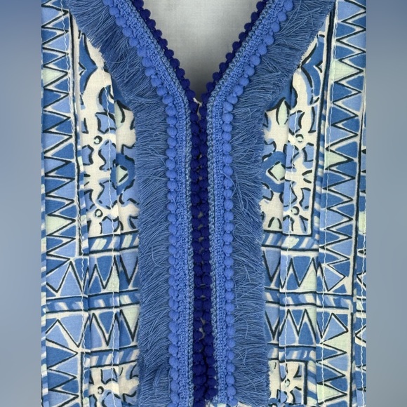 Vineyard Vines Cay Scarf Print Pin Tuck Dress - Picture 3 of 9